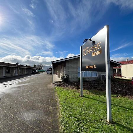 Hamilton Sunrise Motel Exterior photo